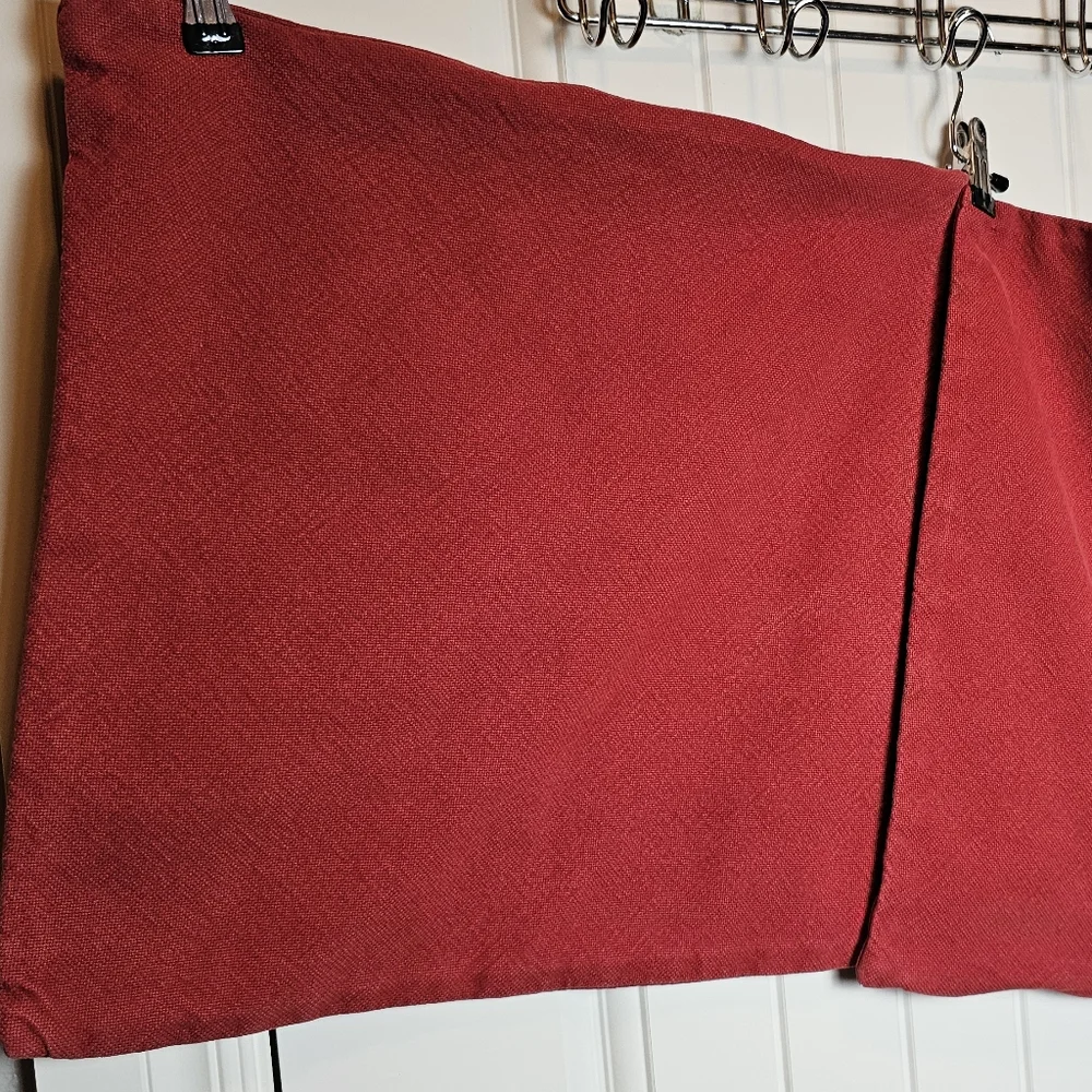 [POTTERY BARN] (2) Red Decorative Pillow Case Covers